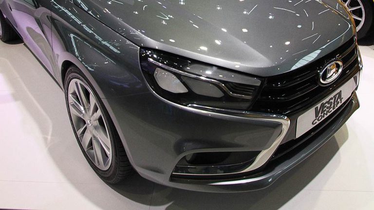 Lada Vesta от АвтоВАЗ запущена в серийное производство
