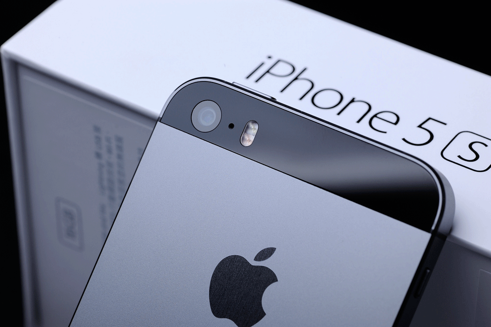 Apple планируют запустить "бюджетную" версию iPhone 5s с 8 ГБ памяти