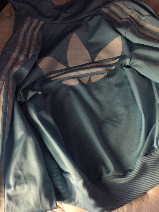 adidas_kyrtka