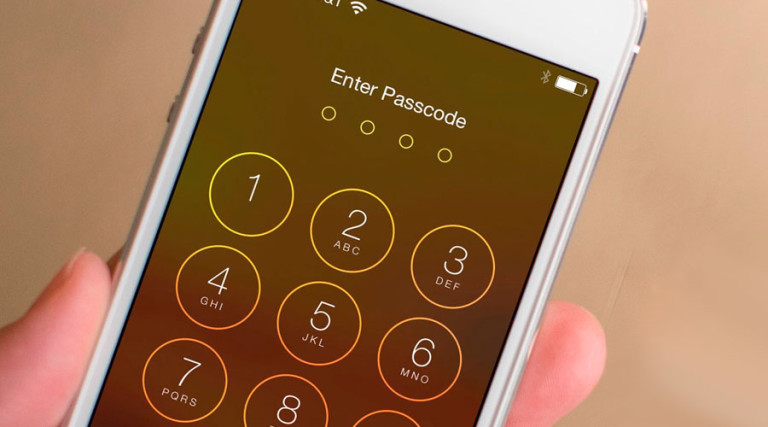 Apple пообещала усилить систему безопасности после взлома iPhone специалистами из ФБР