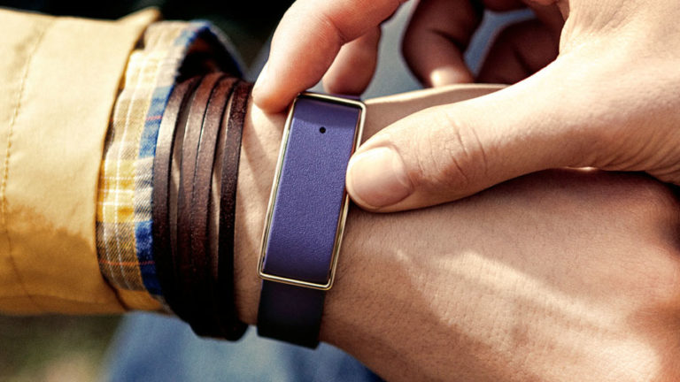 Huawei представила фитнес-трекер Honor Band A1 с датчиком ультрафиолета