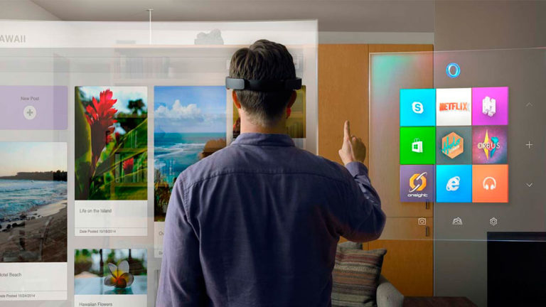 Microsoft HoloLens