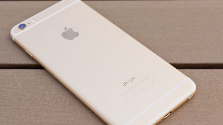 ФАС возбудила дело против Apple из-за цен на iPhone в России