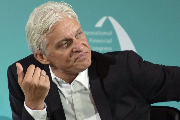 Олег Тиньков отозвал иски против блогеров Nemagia