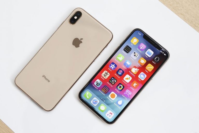 В сравнение аккумуляторов победил iPhone Xs Max