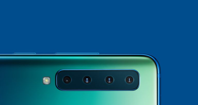 Новый Galaxy A9 с суперкамерой пришел в Россию