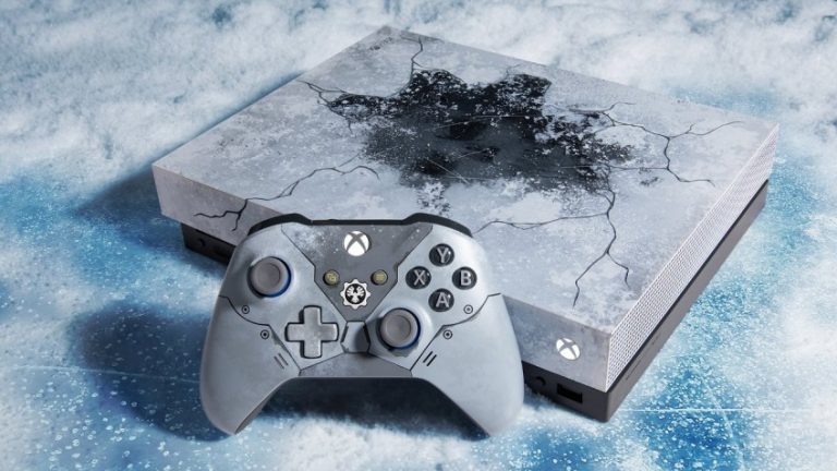 Анонсирован лимитированный Xbox One X в стиле Gears 5