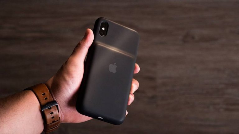 Apple запустила программу по замене чехлов Smart Battery Case