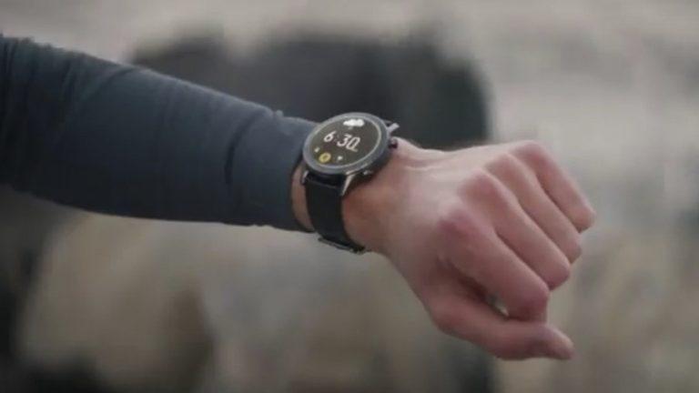 Realme Watch показали живом фото