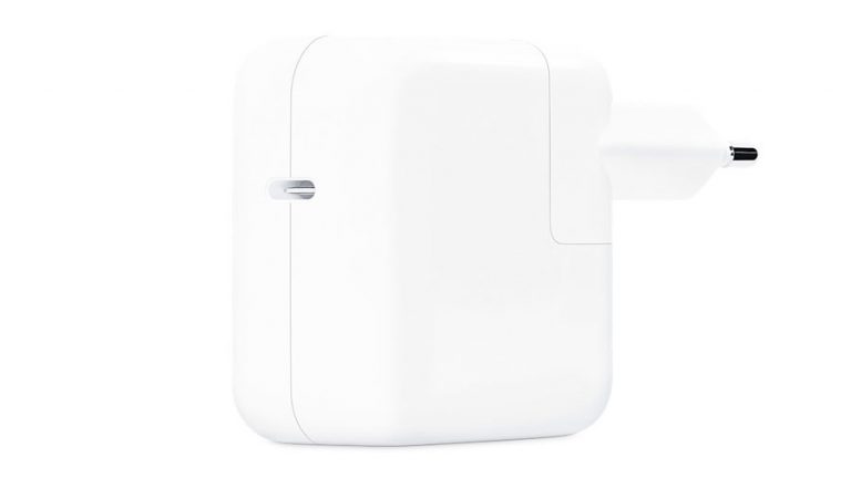 Apple выпустила 30 Вт зарядку за 4 тысячи рублей