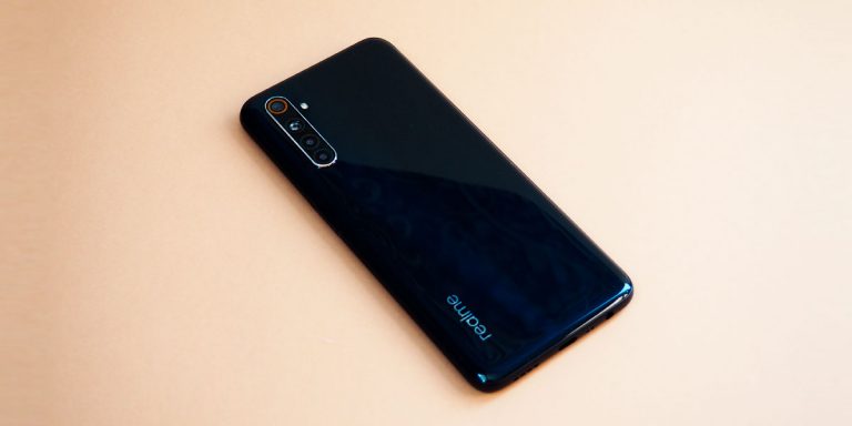 Obzor Realme 6s