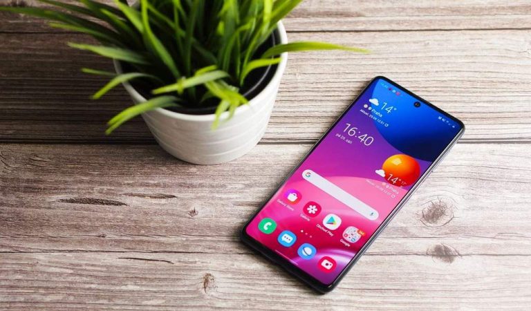 Представлен смартфон Samsung Galaxy M42 с ёмкой батареей и 5G