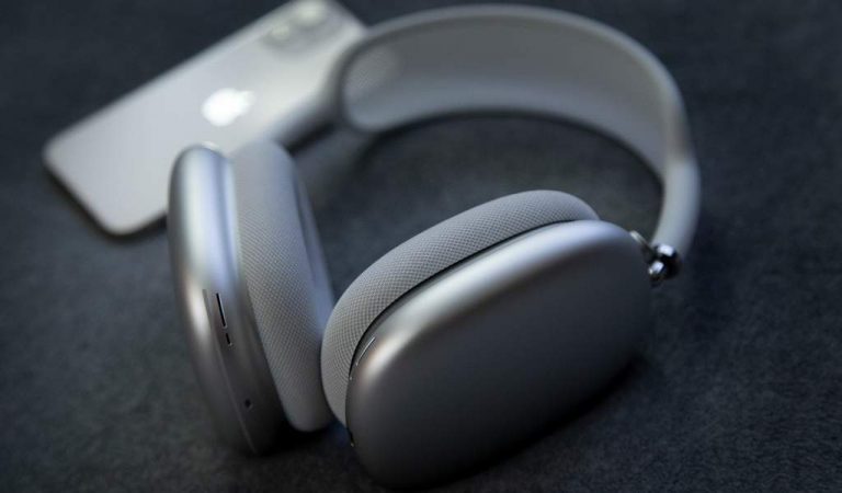 AirPods Max