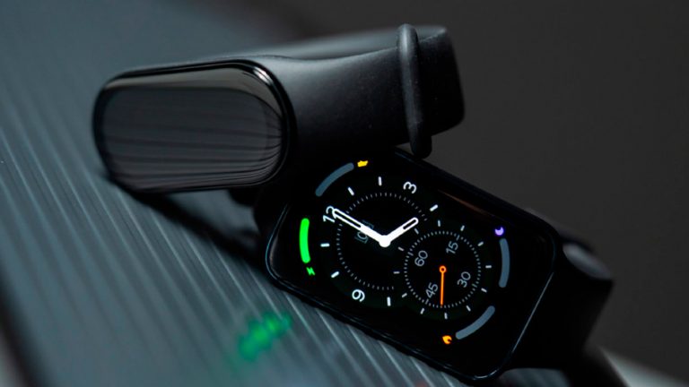 Xiaomi Smart Band 7 Pro сравнили с другими Smart Band на фото