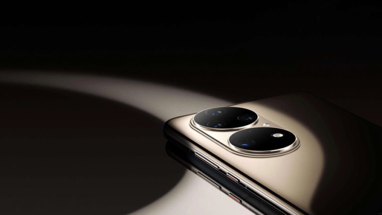 Huawei P50 Pro без камеры Leica показали на живом фото