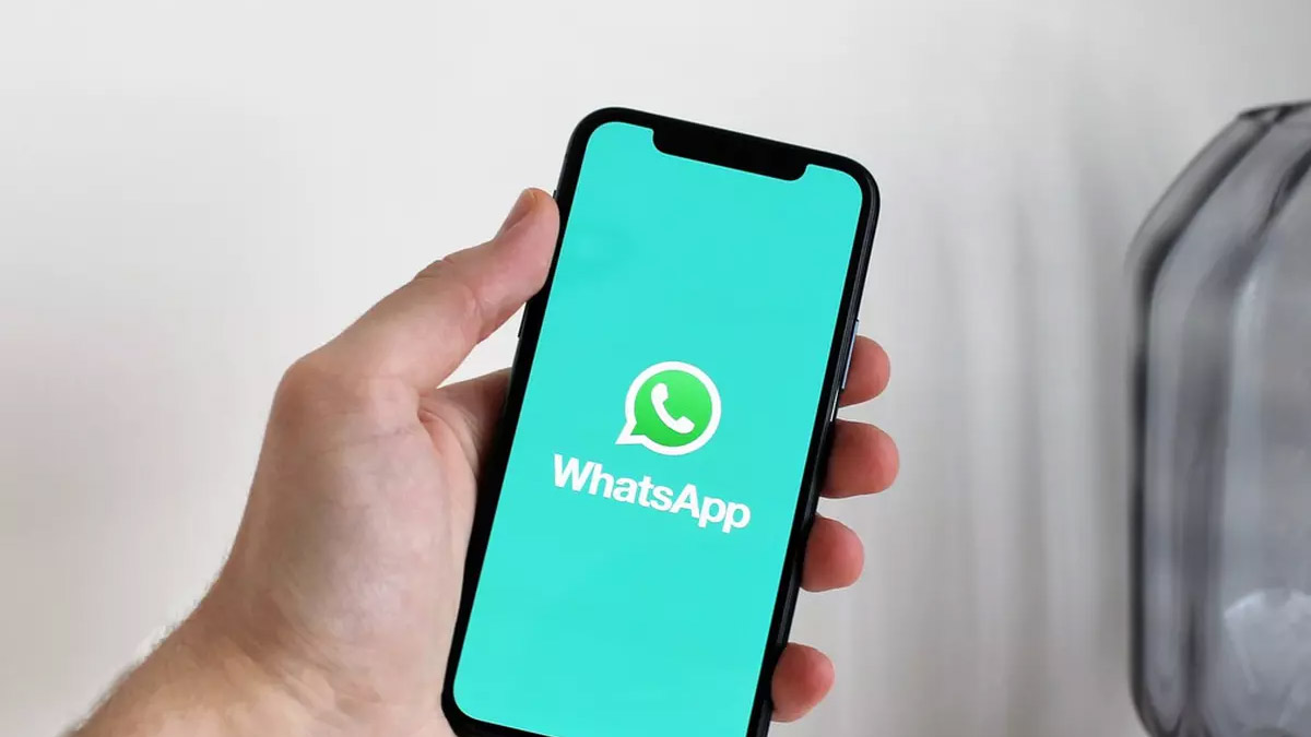 WhatsApp тестирует функцию переноса чатов с одного iPhone на другой без  iCloud | The GEEK