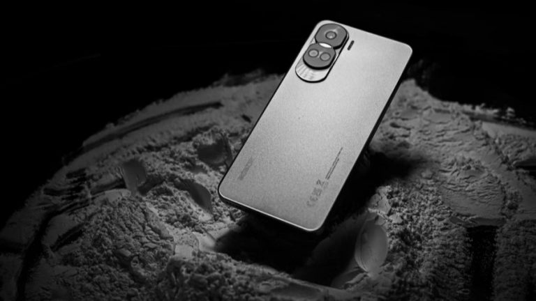 В России поступил в продажу смартфон HONOR 90 Lite с TWS-наушниками в подарок