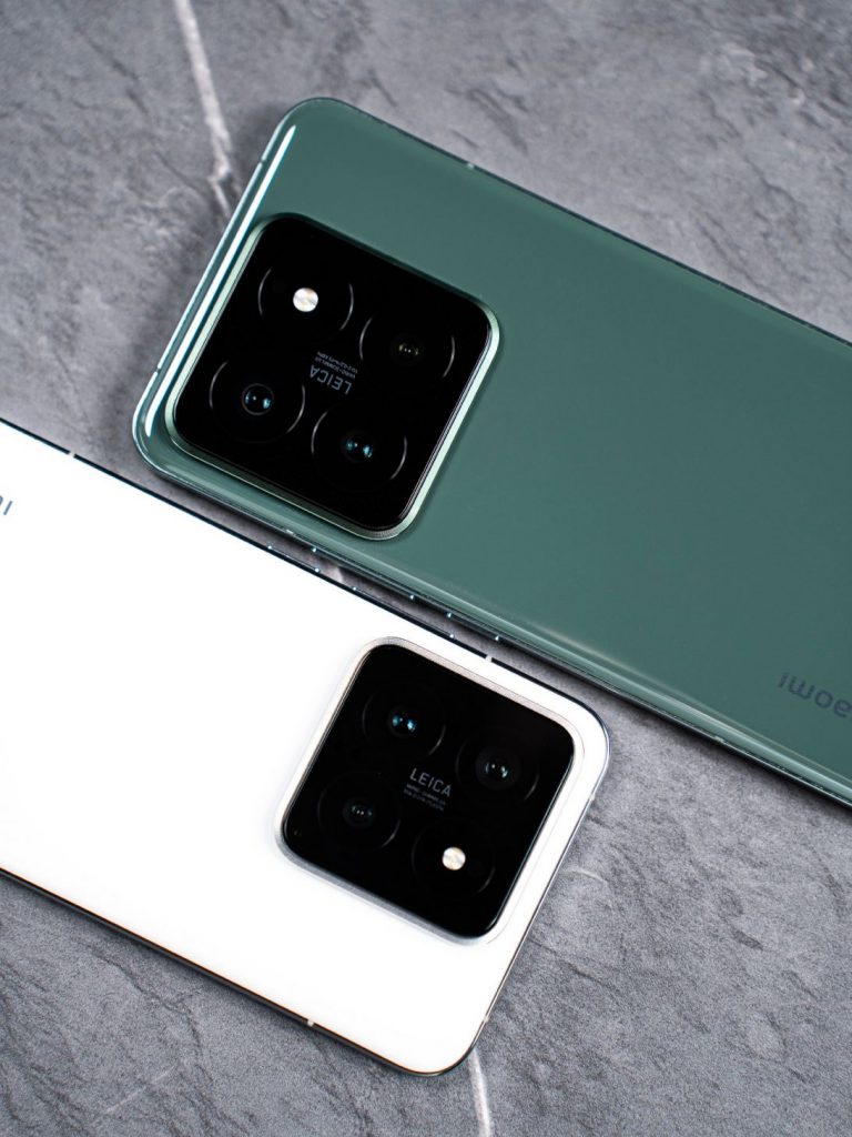 Xiaomi 14 и 14 Pro показали на живых фотографиях | The GEEK