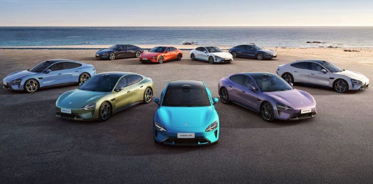 Xiaomi объявила цены на электромобили Xiaomi SU7: дешевле, чем Tesla?