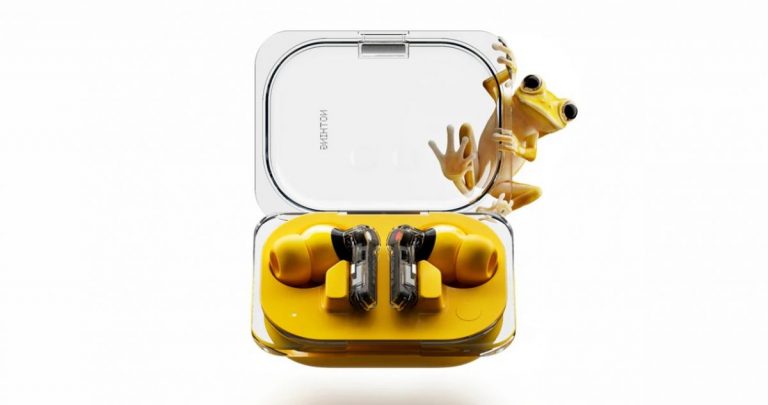 Представлены Nothing Ear и Ear (а): полупрозрачные наушники с поддержкой ChatGPT