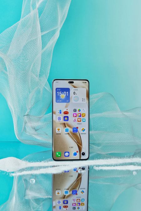 Появились качественные живые фото HONOR 200 Pro в четырех цветах