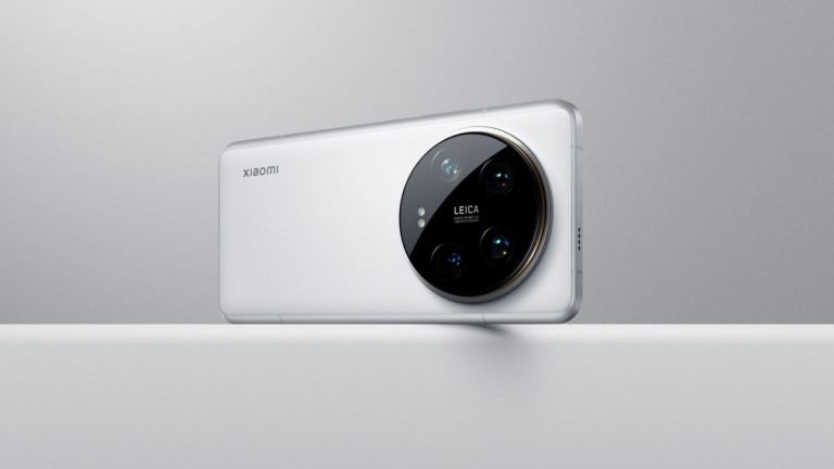 Флагманский Xiaomi 14 Ultra подешевел в России на 40%