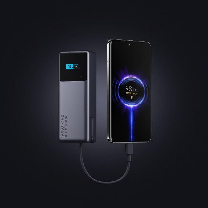 Xiaomi выпустила компактный пауэрбанк на 165 Вт со встроенным кабелем