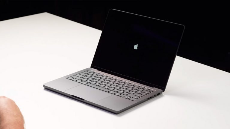 Российский блогер получил MacBook Pro с чипом M4 до презентации Apple