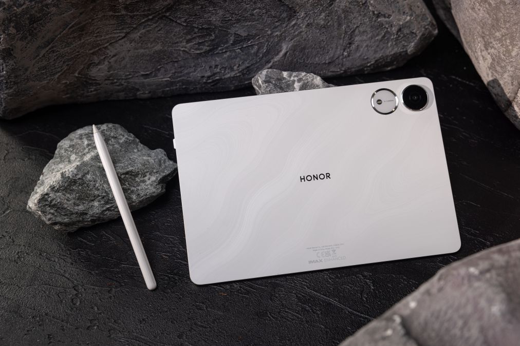 В России начались продажи HONOR Pad V9 — тонкий и прочный планшет с ИИ