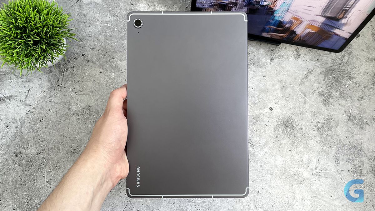 Обзор Galaxy Tab S10 FE и Galaxy Tab S10 FE+