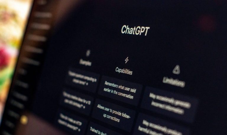 Секреты, коды и откровения: Google индексирует публичные ссылки ChatGPT