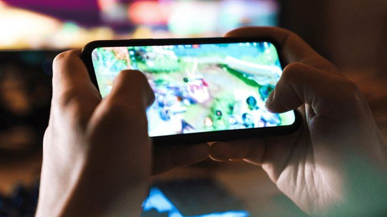 Genshin Impact и Honkai: Star Rail запретят в России? Роскачество проверит игры