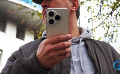 Huawei Mate 90 могут представить в один месяц с новыми iPhone
