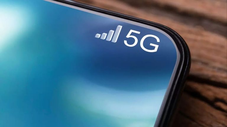 В России к 5G смогут подключаться iPhone и другие зарубежные смартфоны
