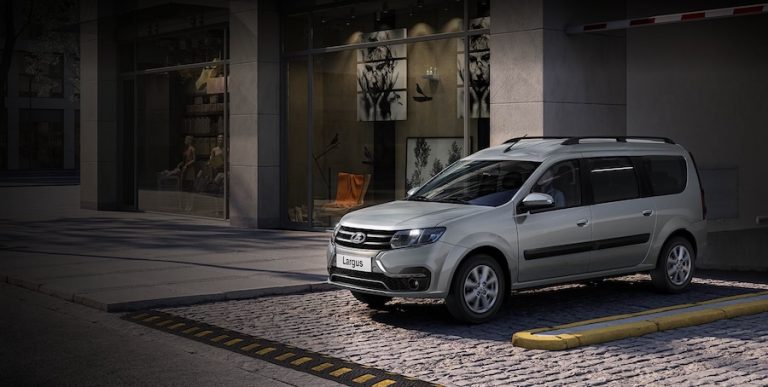 Lada Largus попала под проверку безопасности — продажи приостановлены