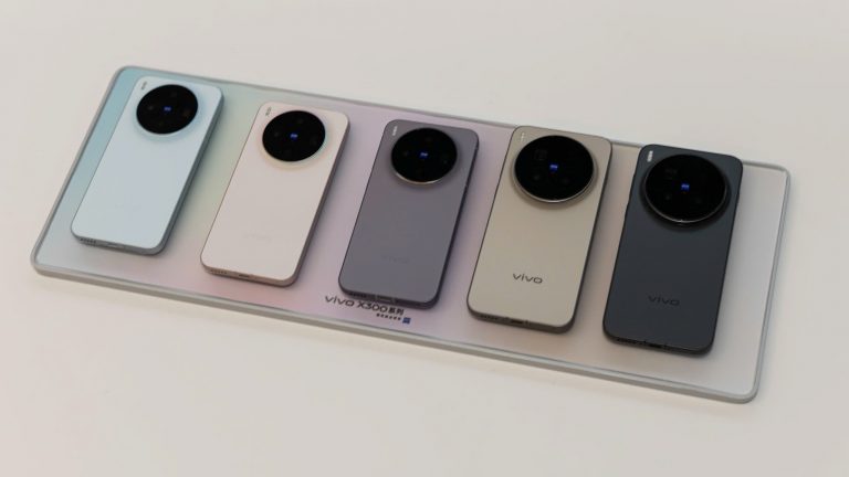 Продажи Vivo X300 и X300 Pro стартуют в России 10 ноября