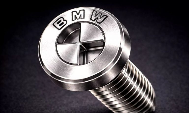 Ремонт BMW может усложниться из-за нового фирменного крепежа