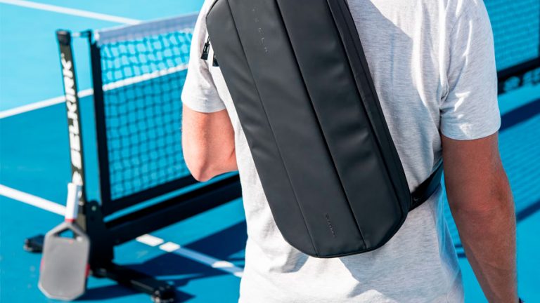 Tesla выпустила ракетку для пиклбола почти по цене PlayStation 5