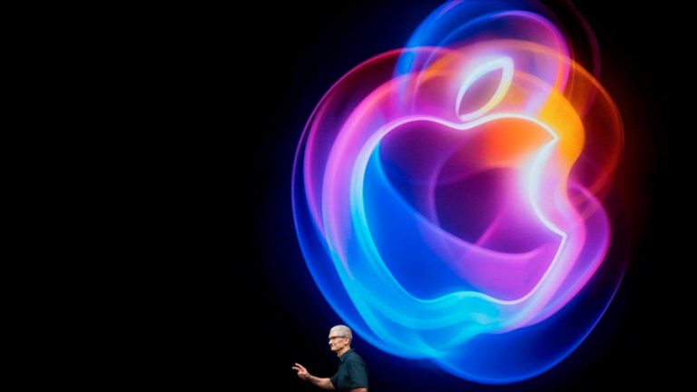 Владельцы iPhone начали получать деньги от Apple за прослушку Siri