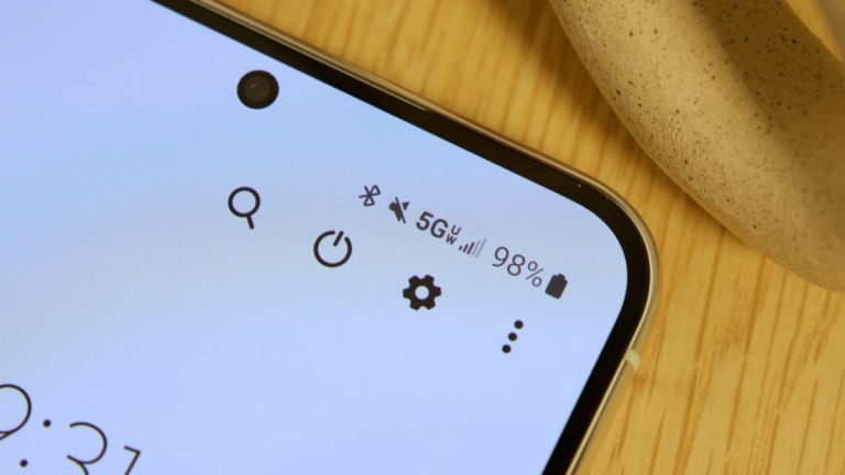 Стало известно, когда 5G появится в России