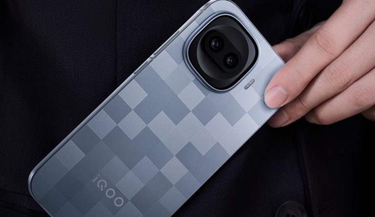 Компактный iQOO 15R готовят к релизу: раскрыта ёмкость аккумулятора