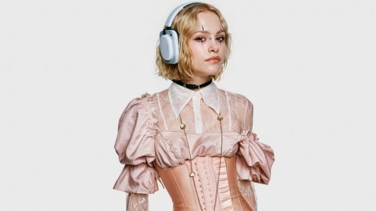 Представлены Nothing Headphone (a) — бюджетные наушники с автономностью до 135 часов