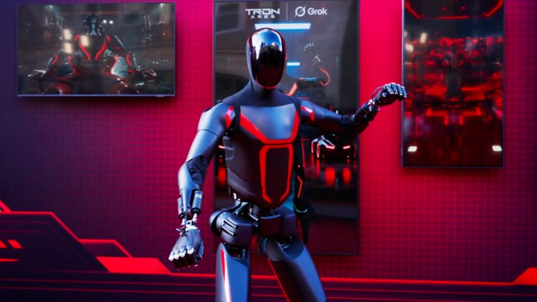 Tesla набирает людей для массового производства робота Optimus