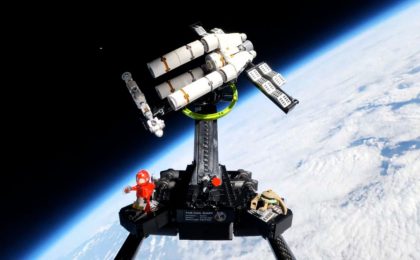 Набор LEGO «Проект “Конец Света”» установил рекорд Гиннесса после полета в стратосферу