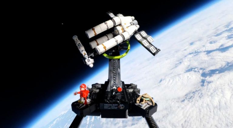 Набор LEGO «Проект “Конец Света”» установил рекорд Гиннесса после полета в стратосферу