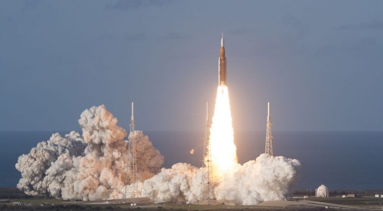 NASA запустило «Артемиду-2», первую пилотируемую миссию к Луне с 1972 года
