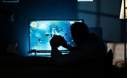 Игры из Steam стали доступны на телевизорах Яндекса