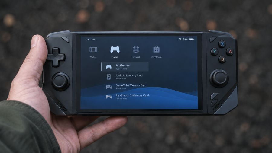 Для Android вышел игровой лаунчер с интерфейсом PSP