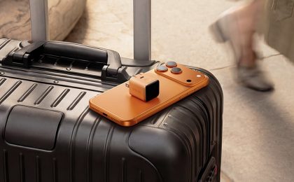 Anker выпустила в России зарядку Nano Charger 45 Вт с цветным экраном
