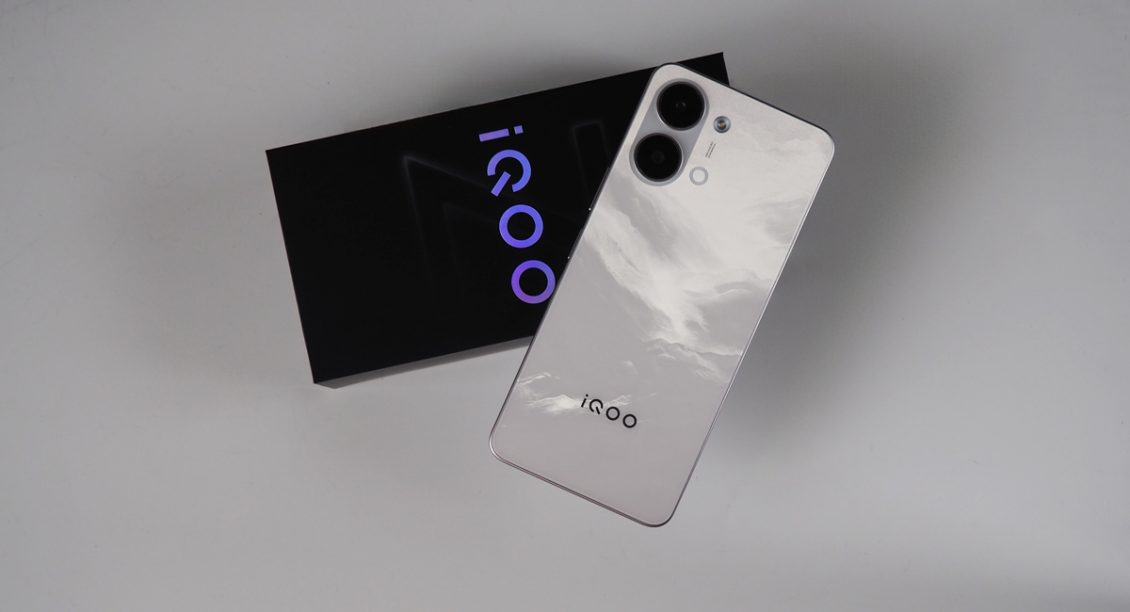 Бюджетник без тормозов: обзор iQOO Z11 Lite 5G
